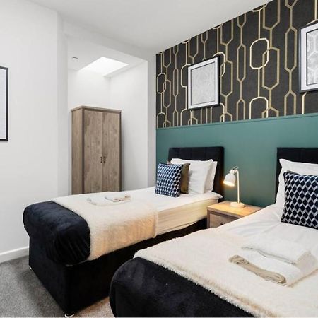 Modern Spacious Three Bedrooms With Private Garden Cardiff Exteriér fotografie